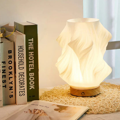 Wavy Ribbed Lamp