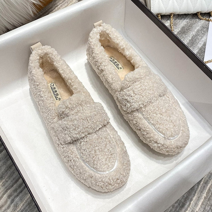 Dienna | Slipvaste flexibele pluche pantoffels voor dames