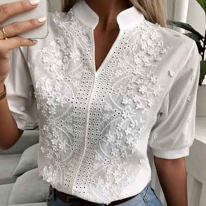 Blossom & Lace - Modieuze blouse wit kant korte mouwen