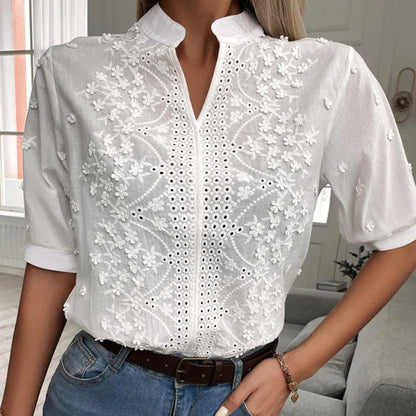 Blossom & Lace - Modieuze blouse wit kant korte mouwen