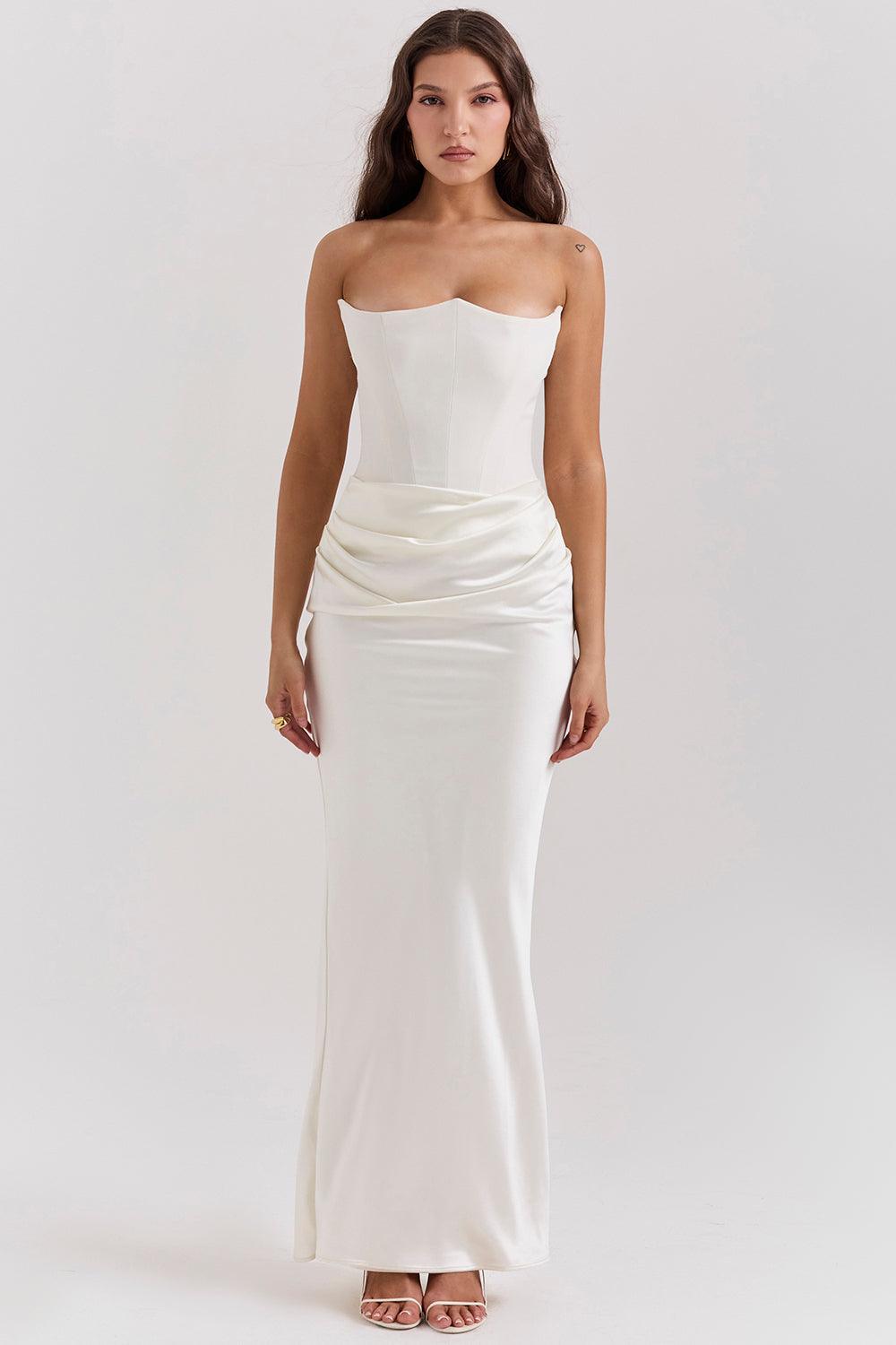 Ira - Elegante Strapless Avondjurk met Aansluitend Muiltje